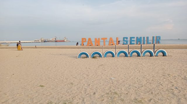 wisata pantai di tuban