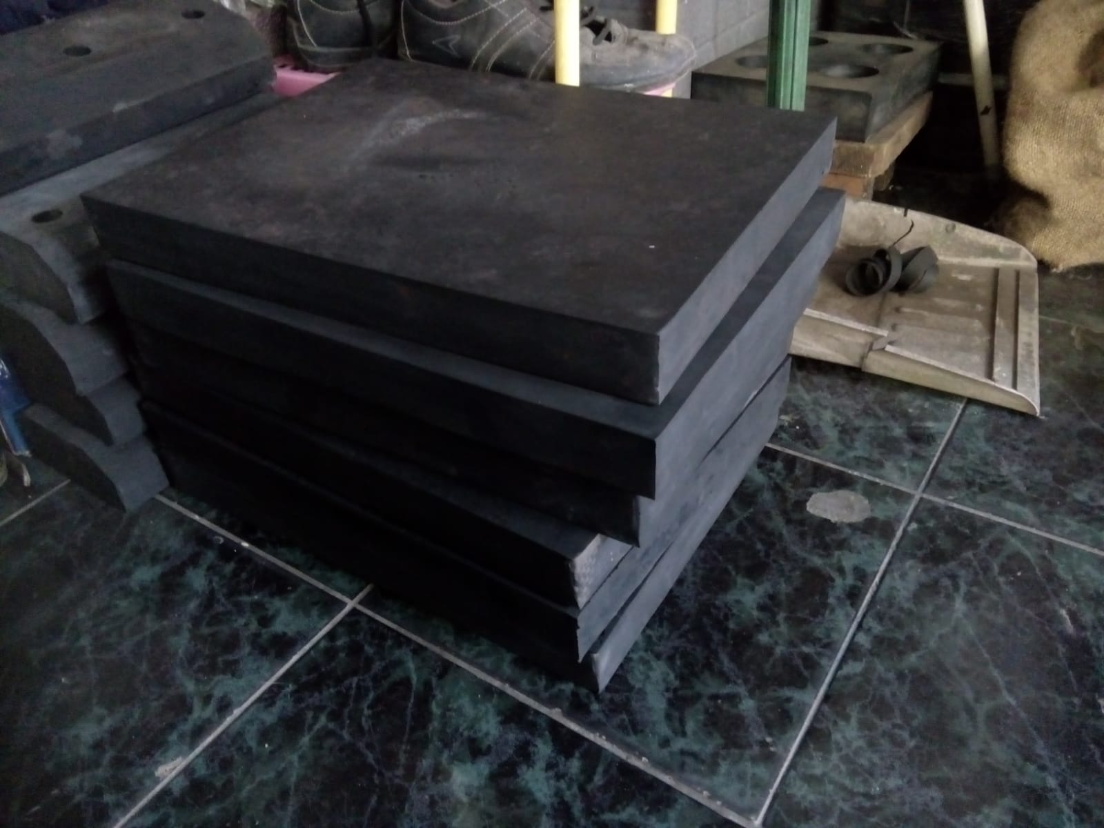distributor jual karet elastomer jembatan surabaya